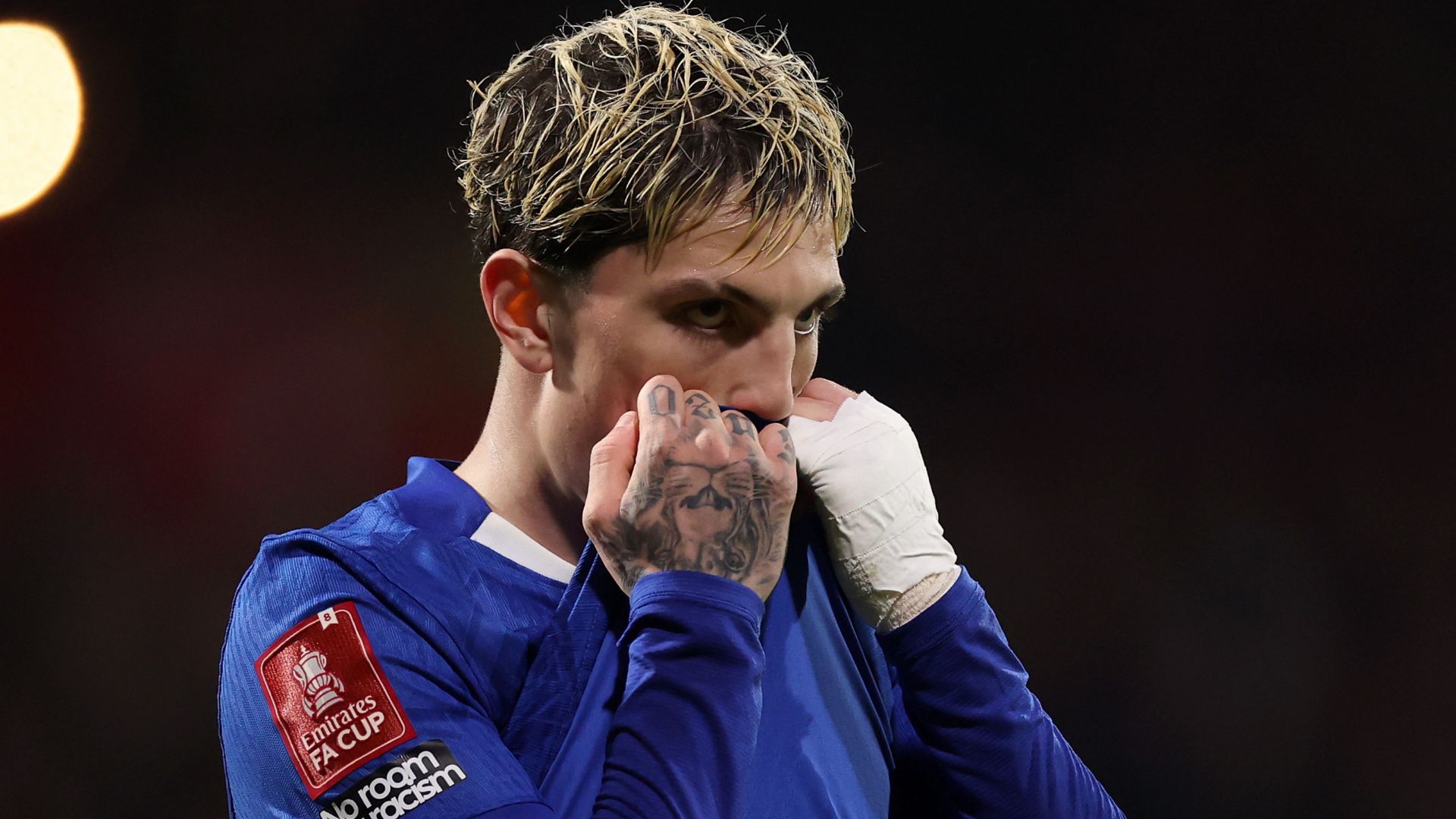 the-deal-is-done-garnacho-moves-to-a-new-english-club-goal